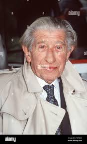 Tobacco merchant hi-res stock photography and images