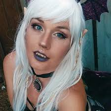 Lilith Valentine (@LilithValentineCosplay) • Facebook