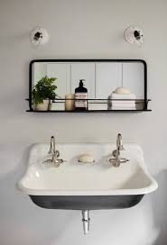 vintage inspired bathroom