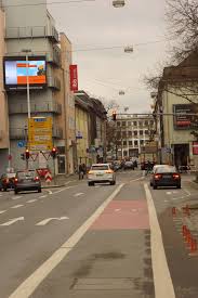 Üblicherweise werden fahrradschutzstreifen nur innerorts angelegt und das meist auf straßen, auf denen eine. Verkehrsrecht 2 Radfahrstreifen Und Schutzstreifen