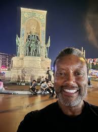 IMMEDIATE TEACHING POSITION A reputable school in Incek, Ankara is looking  for a native/native-like English teacher to join our primary team as soon  as possible. Interested candidates must possess at least a