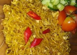 Setelah itu masukan bumbu yang sudah dihaluskan cara membuat seblak basah: Resep Seblak Mie Goreng Pedas Oleh Niniss Cookpad