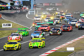 Teilnehmer müssen normalerweise nach ablauf der zeit noch im rennen sein und innerhalb eines vorgegebenen zeitrahmens aus eigener kraft die ziellinie. Zeitplan Adac Total 24h Rennen Nurburgring