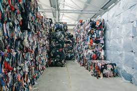 H&m started collecting used garments from its customers in 2013, partnering with i:collect, a swiss reuse and recycling logistics company that picks up clothing and shoes in more. H M Wants More Customers To Recycle Their Old Clothes Bloomberg