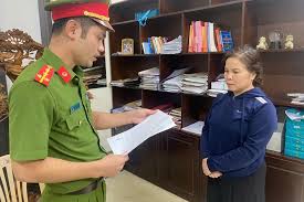 Khởi tố giám đốc chợ đầu mối lớn nhất Thanh Hóa - Người quan sát
