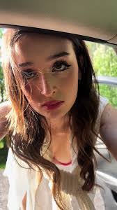 Lenora Moon's Instagram, Twitter & Facebook