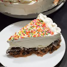 Banana ice cream cake with matcha, blueberry + vanilla layersthis rawsome vegan life. Copycat Dairy Queen Ice Cream Cake Gluten Free And Lactose Free Yet Absolutely Delic Gluten Free Ice Cream Cake Gluten Free Ice Cream Dairy Queen Gluten Free