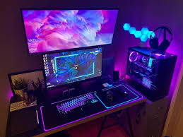 Gaming desk setup computer gaming room best gaming setup gamer setup computer setup pc setup cool gaming setups gaming rooms corner gaming desk. The Corner Of My Happiness Video Game Room Design Video Game Rooms Computer Gaming Room
