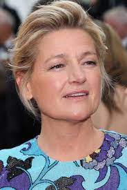 Anne-Elisabeth Lemoine victime de sexisme dans l'émission "C à vous" ? La  journaliste donne son avis cash face à Léa Salamé - midilibre.fr