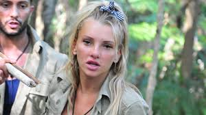 Evelyn burdecki hat die 13. Dschungelcamp 2019 Evelyn Und Domenico Dumm Und Dummer Bei Der Schatzsuche Stern De