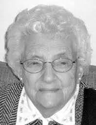 Florine Abbott's Instagram, Twitter & Facebook