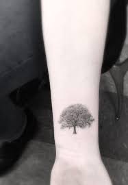 40 Beautiful Tiny Wrist Tattoos For Women Tiny Wrist Tattoos Tree Tattoo Small Oak Tree Tattoo Small