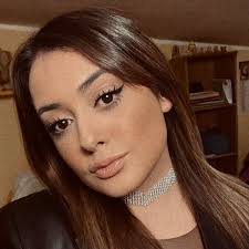 Sara Manzo (@_saramanzo) • Threads, Say more