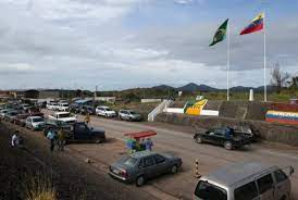 La frontera entre brasil y su vecino en crisis, venezuela, se ha convertido en una importante ruta de migración con la frontera de venezuela y brasil cerrada, así estamos pasando por trocha. Frontera De Venezuela Con Brasil Permanece Cerrada Pese Acuerdos 01mar El Impulso