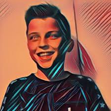 Mackenzie Dickson™ (@MiniDixie06_)