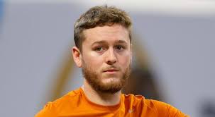 Texas Longhorns QB Quinn Ewers Drops Interesting Comments About $6 Million  Transfer Rumor Before Cotton Bowl vs. Ohio State  https://www.totalprosports.com/ncaa/texas-longhorns-qb-quinn-ewers-drops-interesting-comments-about-6-million-transfer-rumor  ...
