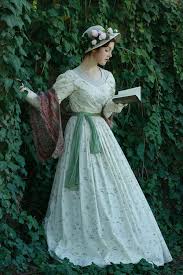 الموضة الفيكتورية الاناقة في العصر الفيكتوري Historical Dresses Historical Fashion Victorian Fashion