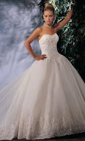 Demetrios Young Sophisticates 2705 Find It On Preownedweddingdresses Com Three Days To Insp Used Wedding Dresses New Wedding Dresses Preowned Wedding Gowns