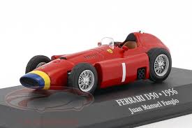 Esa 290mm de fangio fue una ferrari muy especial, porque estaba pintada en rojo, pero llevaba en la en diciembre del año pasado, esta ferrari ex fangio se vendió en una subasta de nueva york. Toys Games Ferrari D50 1956 Fangio F1 Cars Formula One Cars 1 43 Scale Com