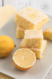Kuchen im vorgeheizten ofen circa. Zitronenkuchen Saftiger Kuchen Vom Blech Backen Macht Glucklich