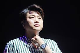 일단 오늘은 진심을 울리는 천상의 목소리를 지니고 계시는 고품격 트롯 킹 바로 김호중을 소개해드리고자 합니다. ê¹€í˜¸ì¤' ë…¼ëž€ì—ë„ ë¶ˆêµ¬í•˜ê³  íŒ¬ì¹´íŽ˜ íšŒì›ìˆ˜ 7ë§Œëª… ëŒíŒŒ ëª¨ì¹œì´ ìž„ì˜ì›… ìš•í•´ ë˜ ë…¼ëž€ ì•„ì£¼ê²½ì œ