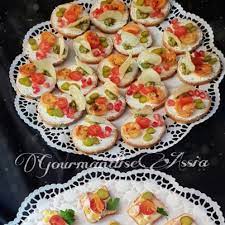 407 recettes d'amuse bouche et apéro à découvrir sur recettes de cuisine. Amuse Bouche Ou Canapes A La Mayonnaise Et Pesto Maison Gourmandise Assia