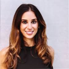 Learn about the Mentors helping entrepreneurs in our program