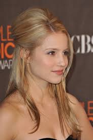 Glee actress dianna agron may be a young starlet, but she already has a full hairstyle history behind her. Dianna Agron S Hairstyles Hair Colors Steal Her Style