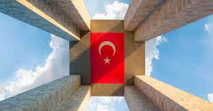 Jun 25, 2021 · rehberler eşliğinde çanakkale savaş'ının yaşandığı alanları karış karış gezerek bilgi alan heyet, şehitlik abidesi önünde saygı duruşunda bulunarak i̇stiklal marşı okudu. Canakkale De Ne Yapilir Yapilacak En Super 63 Aktivite Biletbayi Blog