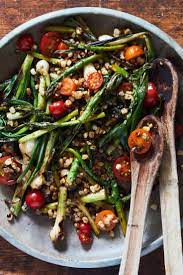 Grilled Corn Asparagus And Spring Onion Salad Recipe Nyt Cooking Grilled Corn Grilled Asparagus Recipes Asparagus Recipes Oven