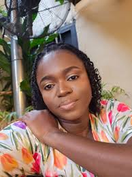 I told YM I want an Eyo masquerade to perform at the Moppet Foods factory  launch. I'll arrive in a yellow bus and dance to the rhythm of the Eyo. I'm  pretty