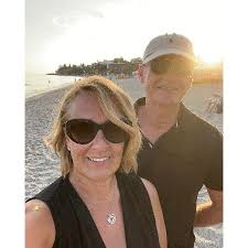 The Bowel Busters is fundraising for Cancer Research UK