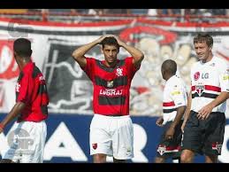 Short football 4x4 bahislerini kabul ediyoruz. Flamengo 1 X 6 Sao Paulo Campeonato Brasileiro 2005 Youtube