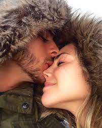 Cin gindin matan hausawa video download, cin gindin matan hausawa 3gp, mp4, hd mp4 makarantar cin gindin hausawa. Abinda Ake Gudu Complete