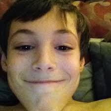 Mitchell Glover (@MitchellGlove12)