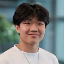 I am thrilled to announce that I'll be joining Microsoft next summer as a  Software Engineer Intern in Redmond, WA! Huge thank you to Rachael Sun who  always believed in me, even