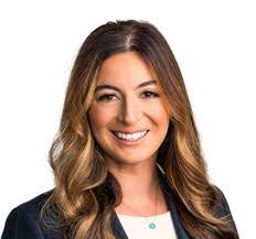 Elisa Cheng's Instagram, Twitter & Facebook