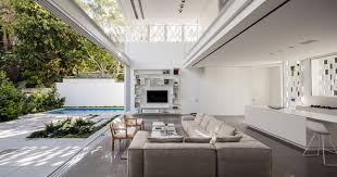 Since i love to entertain but besides the plants, australians also seem to know how to blend indoor and outdoor living by incorporating two of our earlier trends (garden. A Lovely Indoor And Outdoor Living Room In Israel Home Design Lover