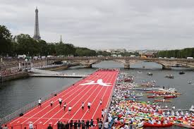 Le 9 février 2016, c'est le logo utilisé pendant toute la phase de candidature qui est dévoilé sur l'arc de triomphe. Paris 2024 Une Belle Mise En Seine Pour Les Jeux Olympiques