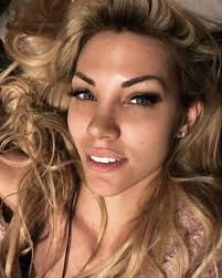 Η σάσα μπάστα σε ένα βίντεο που έχει αφήσει εποχή, συμβουλεύει τους άντρες για το πως θα πείσουν μια γυναίκα να τους κάνει στοματικό σεξ και αποκαλύπτει τα μυστικά για να γίνει σωστά η. Sasa Mpasta Dianyei Ton Ebdomo Mhna Ths Egkymosynhs Ths Poios Einai O Pateras Toy Paidioy Nea Selida