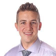 Derrick Baughman's Instagram, Twitter & Facebook