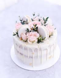 Creative Rose Decoration Birthday Cake Designs For Adults 26 Genius Birthday Cakes Ideas Everyone Will Love In 2020 Cake Decorating Designs Creative Birthday Cakes Birthday Cake Decorating