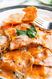 Sage Brown Butter Sauce Butternut Squash Ravioli Aberdeen S Kitchen Recipe Butternut Squash Ravioli Brown Butter Sage Sauce Ravioli Recipe