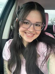 Hi, I would like to make some new friends I'm into art, music, and play  games I have a PC yeah so if you want to talk or play im up for