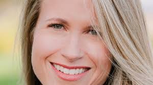 Lauren Radcliffe's Instagram, Twitter & Facebook