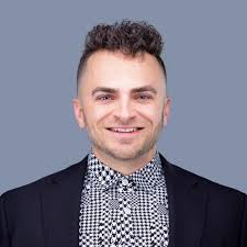 The rain has stopped- I'm here until 1 PM. Any angels that want to come get  tickets for The Edwards Twins come