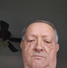 At what point is Volpe considered a bust in hockey?