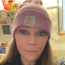 Amanda Thayer (@amanda.thayer.7543) • Facebook, Connect with friends