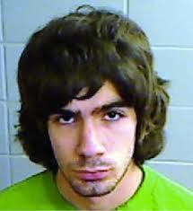 Dixon man charged with pulling knife at Sauk