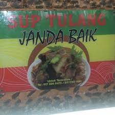 1 buah tomat, potong minyak goreng baik sunco secukupnya, untuk menumis Facebook